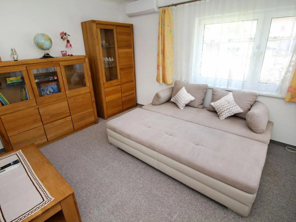Holiday Home Bungalow Leopoldau By Interhome Vienna
