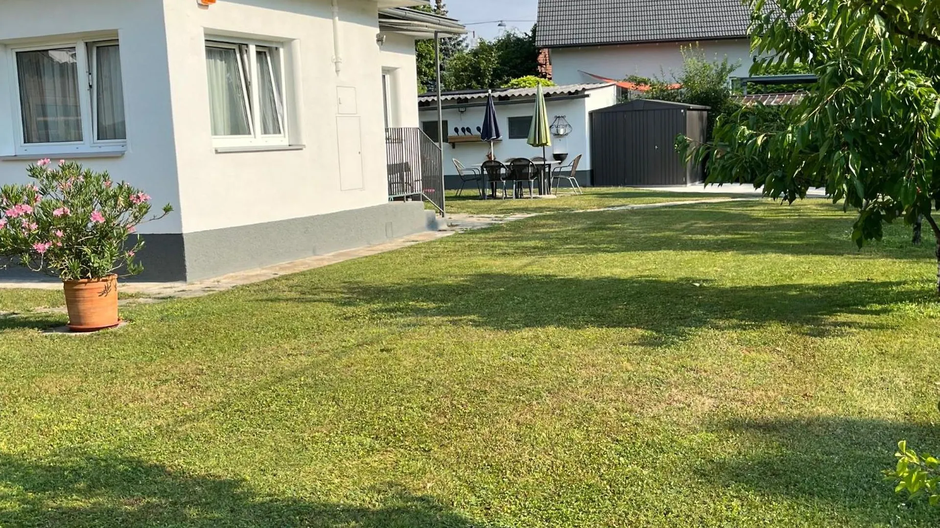 Holiday Home Bungalow Leopoldau By Interhome Vienna